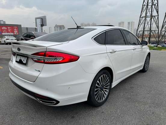 FORD-FUSION-2.0 TITANIUM AWD 16V GASOLINA 4P AUTOMÁTICO FORD-FUSION-2017
