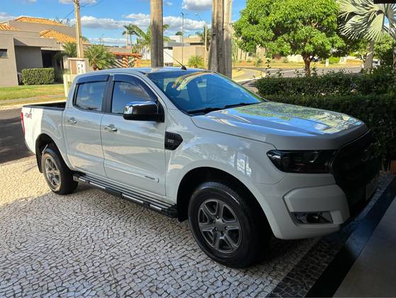 FORD RANGER 2.2 XLS 4X4 CD 16V DIESEL 4P MANUAL
