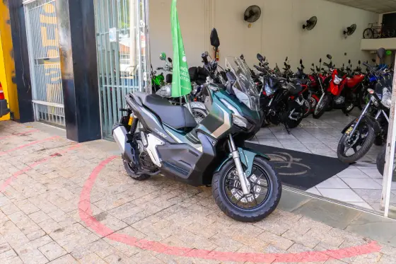 HONDA ADV 