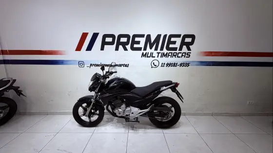HONDA CB 300R 