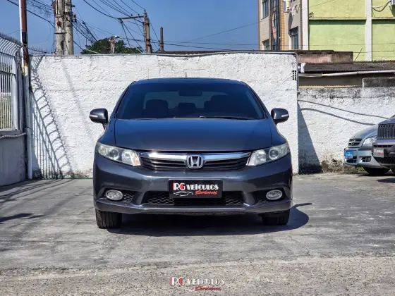 HONDA CIVIC 1.8 EXS 16V FLEX 4P AUTOMÁTICO HONDA CIVIC 1.8 EXS 16V FLEX 4P AUTOMÁTICO