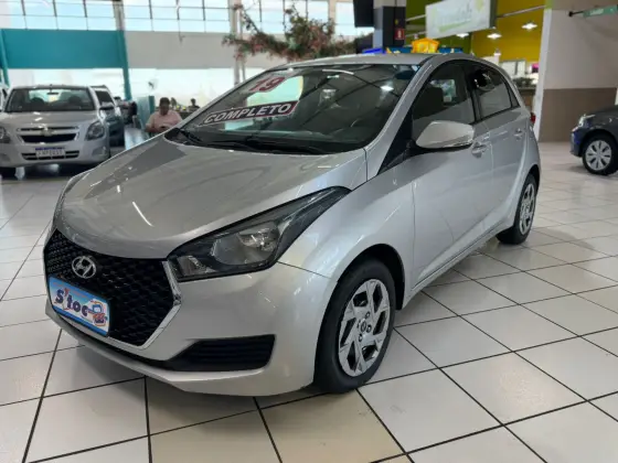 HYUNDAI HB20 1.0 COMFORT PLUS 12V FLEX 4P MANUAL