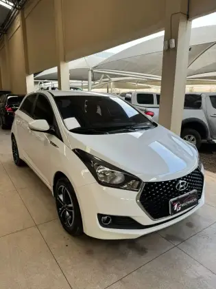 HYUNDAI HB20 1.0 COMFORT PLUS 12V FLEX 4P MANUAL