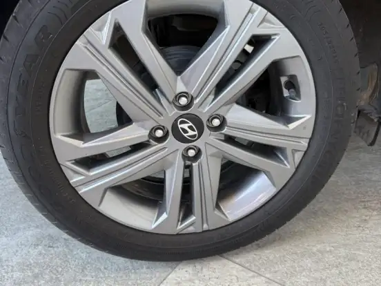 HYUNDAI-HB20S-1.0 TGDI FLEX COMFORT PLUS AUTOMÁTICO HYUNDAI-HB20S-2024