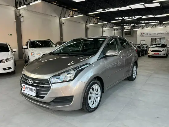 HYUNDAI HB20S 1.6 COMFORT PLUS 16V FLEX 4P AUTOMÁTICO HYUNDAI HB20S 1.6 COMFORT PLUS 16V FLEX 4P AUTOMÁTICO