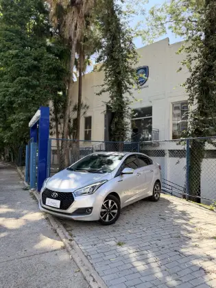 HYUNDAI HB20S 1.6 PREMIUM 16V FLEX 4P AUTOMÁTICO HYUNDAI HB20S 1.6 PREMIUM 16V FLEX 4P AUTOMÁTICO