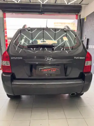 HYUNDAI-TUCSON-2010