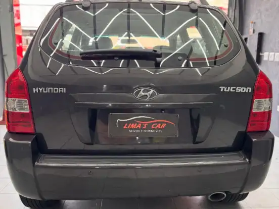 HYUNDAI-TUCSON-2.0 GL 2WD 16V GASOLINA 4P MANUAL HYUNDAI-TUCSON-2010