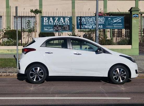 HYUNDAI-HB20-1.6 R SPEC 16V FLEX 4P MANUAL HYUNDAI-HB20-2016