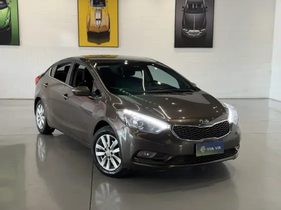 KIA CERATO 1.6 SX 16V FLEX 4P AUTOMÁTICO