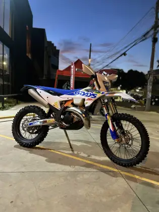 KTM 300 EXC SIX DAYS 