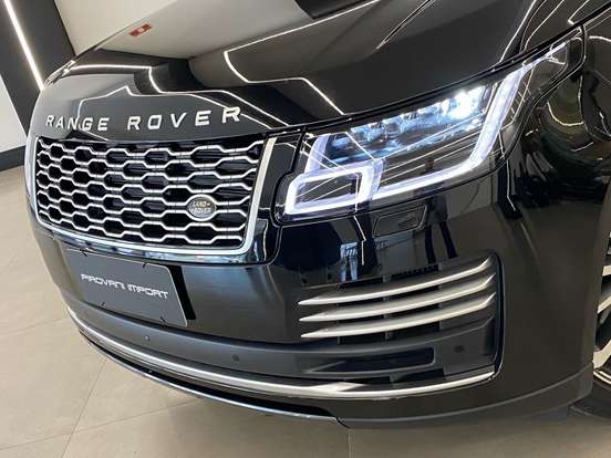 LAND ROVER-RANGE ROVER VOGUE-4.4 AUTOBIOGRAPHY SDV8 4X4 TURBO DIESEL 4P AUTOMÁTICO LAND ROVER-RANGE ROVER VOGUE-2020