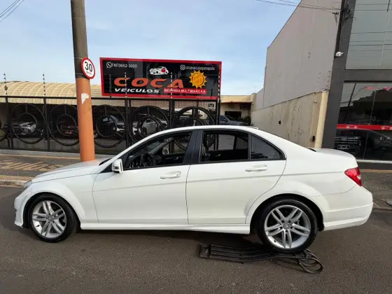 MERCEDES-BENZ C 180 1.6 CGI SPORT 16V TURBO GASOLINA 4P AUTOMÁTICO MERCEDES-BENZ C 180 1.6 CGI SPORT 16V TURBO GASOLINA 4P AUTOMÁTICO