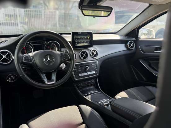 MERCEDES-BENZ-GLA 200-1.6 CGI FLEX ADVANCE 7G-DCT MERCEDES-BENZ-GLA 200-2017