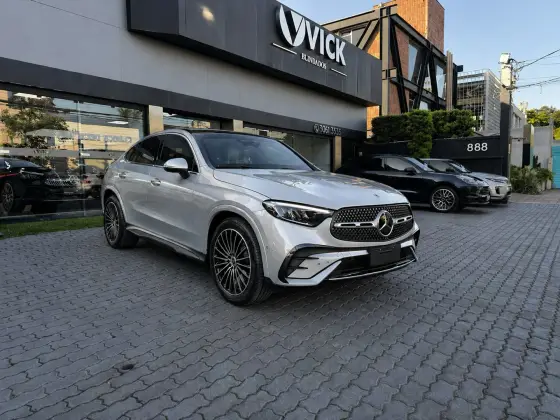 MERCEDES-BENZ GLC 300 2.0 MHEV AMG LINE COUPÉ 4MATIC 9G-TRONIC