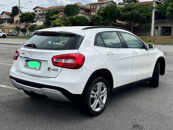 MERCEDES-BENZ-GLA 200-1.6 CGI FLEX STYLE 7G-DCT MERCEDES-BENZ-GLA 200-2018