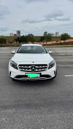 MERCEDES-BENZ-GLA 200-2018