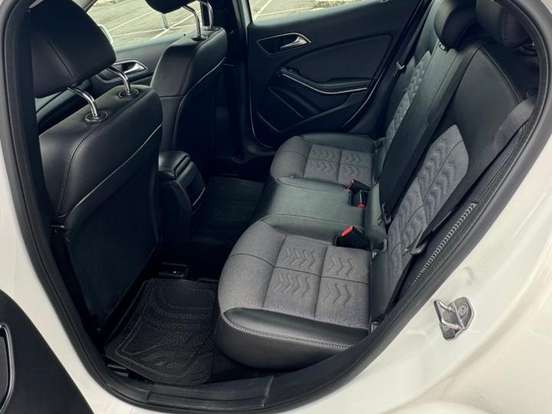 MERCEDES-BENZ-GLA 200-1.6 CGI FLEX STYLE 7G-DCT MERCEDES-BENZ-GLA 200-2018