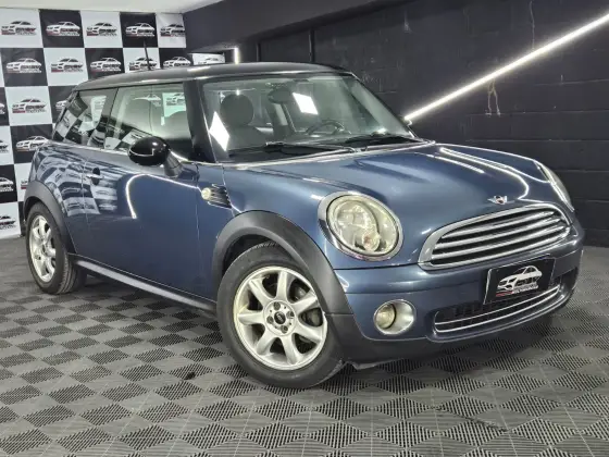 MINI COOPER 1.6 S JOHN COOPER WORKS 16V TURBO GASOLINA 2P MANUAL