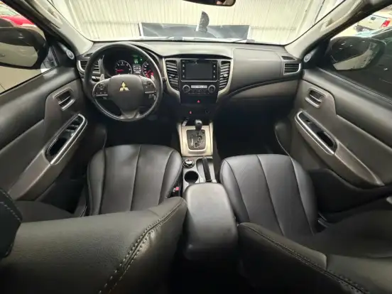 MITSUBISHI-L200 TRITON-2016