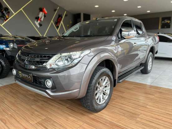 MITSUBISHI-L200 TRITON-2.4 16V TURBO DIESEL SPORT HPE-S CD 4P 4X4 AUTOMÁTICO MITSUBISHI-L200 TRITON-2018