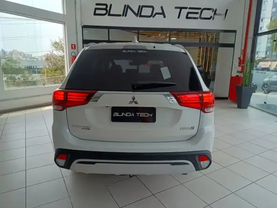 MITSUBISHI-OUTLANDER-3.0 MIVEC V6 GASOLINA HPE-S AWD AUTOMÁTICO MITSUBISHI-OUTLANDER-2021