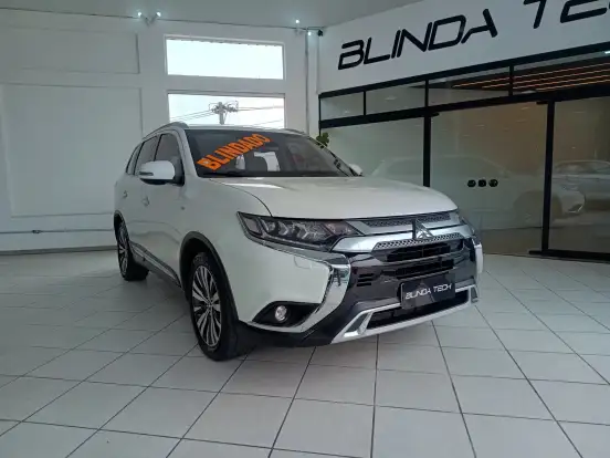 MITSUBISHI-OUTLANDER-3.0 MIVEC V6 GASOLINA HPE-S AWD AUTOMÁTICO MITSUBISHI-OUTLANDER-2021