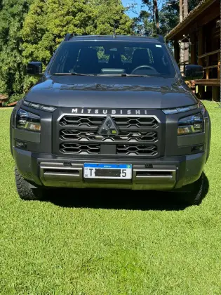MITSUBISHI TRITON 2.4 BITURBO DIESEL CD KATANA 4X4 AUTOMÁTICO