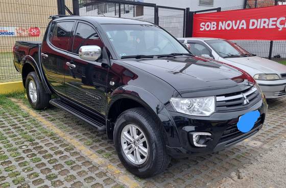 MITSUBISHI L200 TRITON 3.2 HPE 4X4 CD 16V TURBO INTERCOOLER DIESEL 4P AUTOMÁTICO