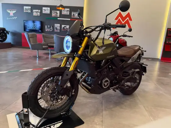 MOTO MORINI SEIEMMEZZO SCRAMBLE MOTO MORINI SEIEMMEZZO SCRAMBLE