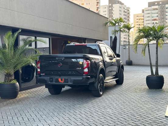 NISSAN-FRONTIER-2022
