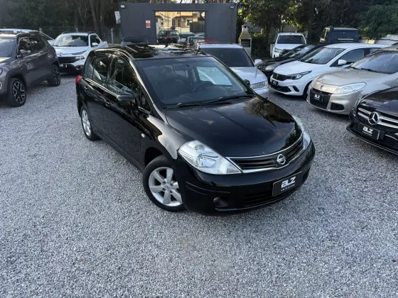 NISSAN TIIDA 1.8 SL 16V FLEX 4P AUTOMÁTICO