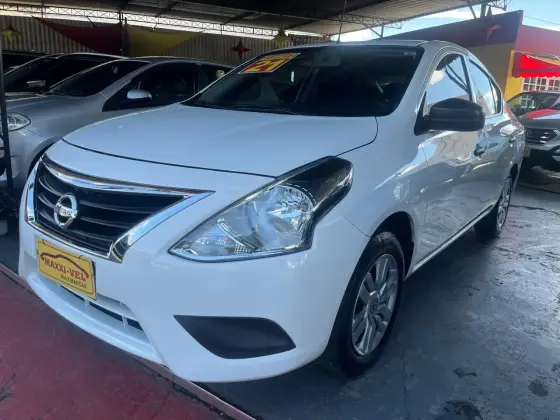 NISSAN VERSA 1.6 16V FLEXSTART V-DRIVE MANUAL