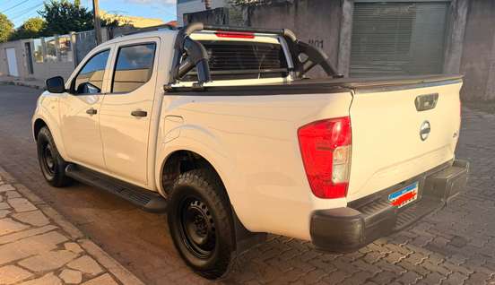 NISSAN-FRONTIER-2022
