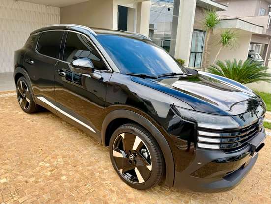NISSAN-KICKS-2025