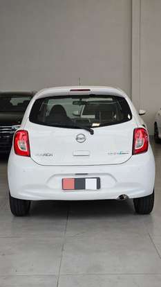 NISSAN-MARCH-1.6 SV 16V FLEXSTART 4P XTRONIC NISSAN-MARCH-2017