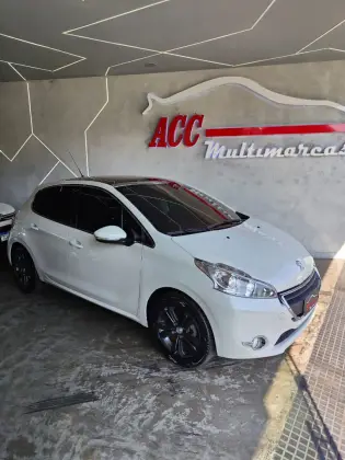 PEUGEOT 208 1.6 GRIFFE 16V FLEX 4P AUTOMÁTICO