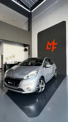 PEUGEOT 208 1.6 GRIFFE 16V FLEX 4P AUTOMÁTICO PEUGEOT 208 1.6 GRIFFE 16V FLEX 4P AUTOMÁTICO