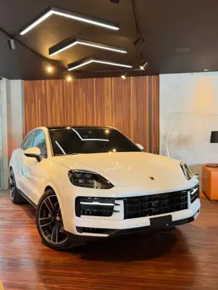 PORSCHE CAYENNE 3.0 V6 E-HYBRID COUPÉ AWD TIPTRONIC S