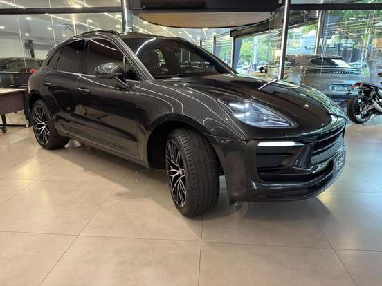 PORSCHE-MACAN-2022