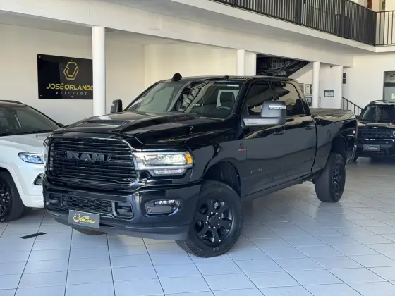 RAM 2500 6.7 I6 TURBO DIESEL LARAMIE CD 4X4 AUTOMÁTICO