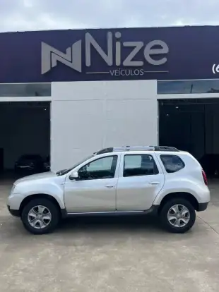 RENAULT-DUSTER-2018