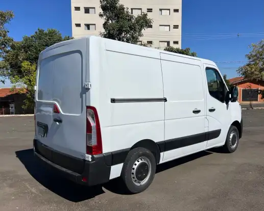 RENAULT-MASTER-2022