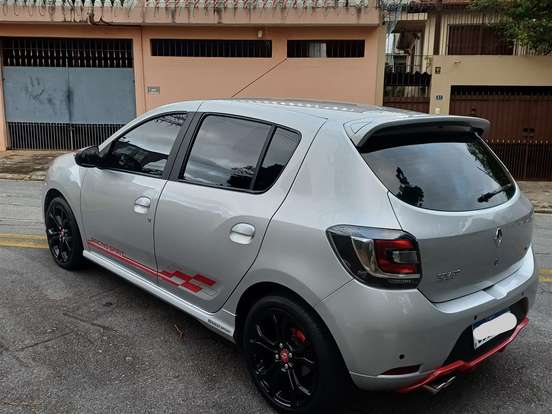 RENAULT-SANDERO-2.0 16V HI-FLEX RS RACING SPIRIT MANUAL RENAULT-SANDERO-2017