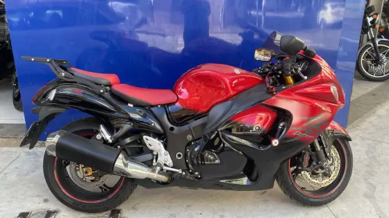 SUZUKI GSX 1300RAZ HAYABUSA 