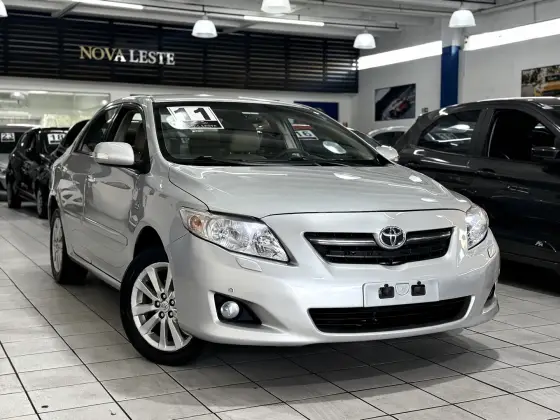 TOYOTA COROLLA 2.0 ALTIS 16V FLEX 4P AUTOMÁTICO
