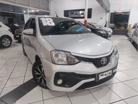 TOYOTA ETIOS 1.5 PLATINUM SEDAN 16V FLEX 4P AUTOMÁTICO