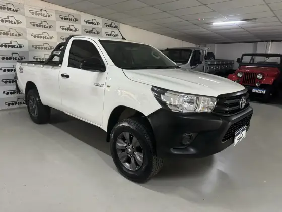 TOYOTA HILUX 2.8 4X4 CS 16V TURBO DIESEL 2P MANUAL