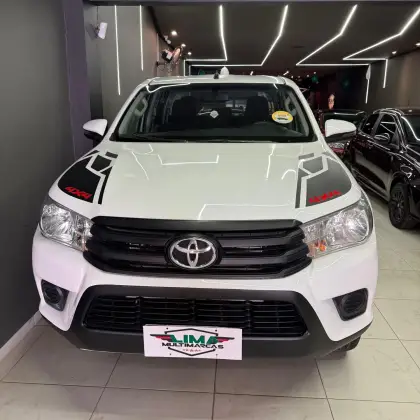 TOYOTA HILUX 2.8 NARROW 4X4 CD 16V DIESEL 4P MANUAL