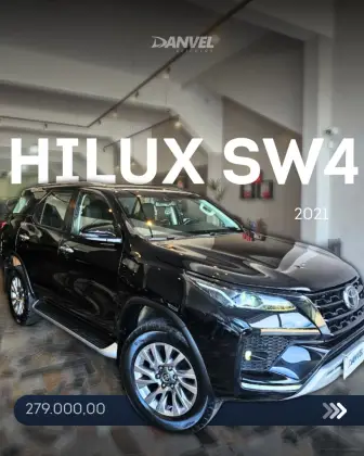 TOYOTA HILUX SW4 2.8 D-4D TURBO DIESEL SRX 7L 4X4 AUTOMÁTICO